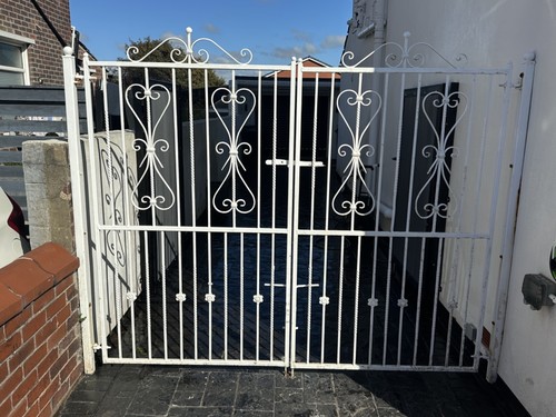 Metal gates galvanised - gates,
