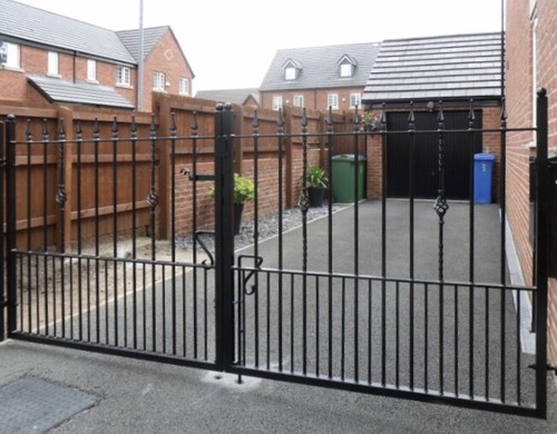 Driveway gate metal - gate,